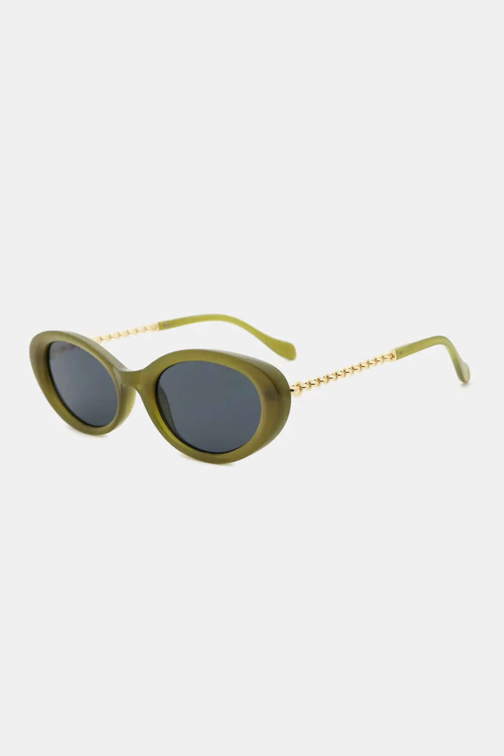 Polycarbonate Frame Cat-Eye Sunglasses with green frames and stylish metal-plastic hybrid temples