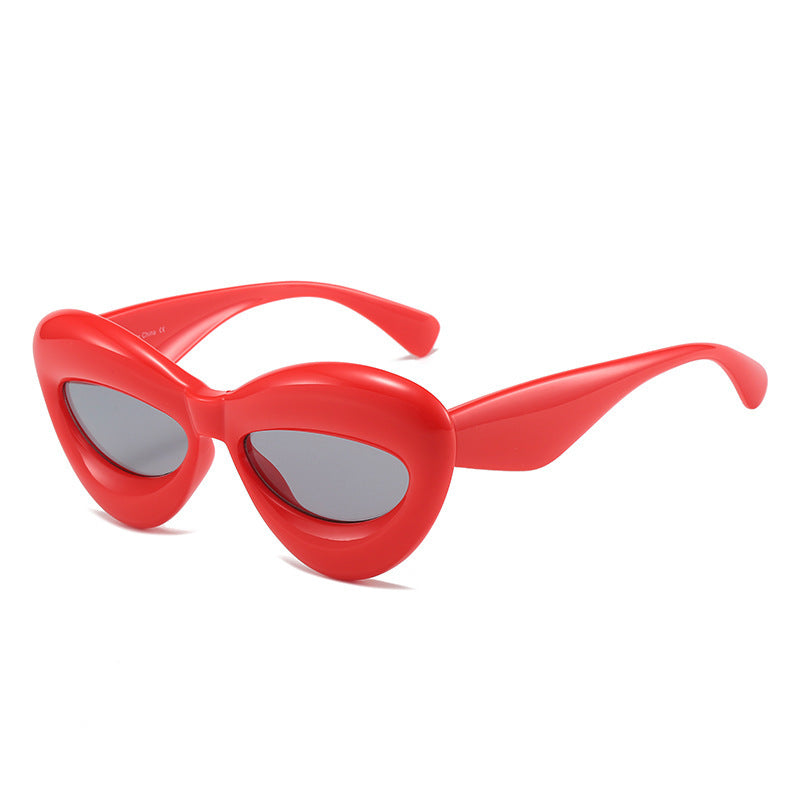 Wide Brim Lips Sunglasses – Personalized Fashion Statement Style