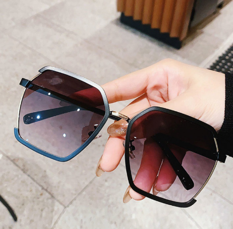SquintProof Luxury Polygonal Irregular Metal Sunglasses | UV400 | 4 Colors | Women