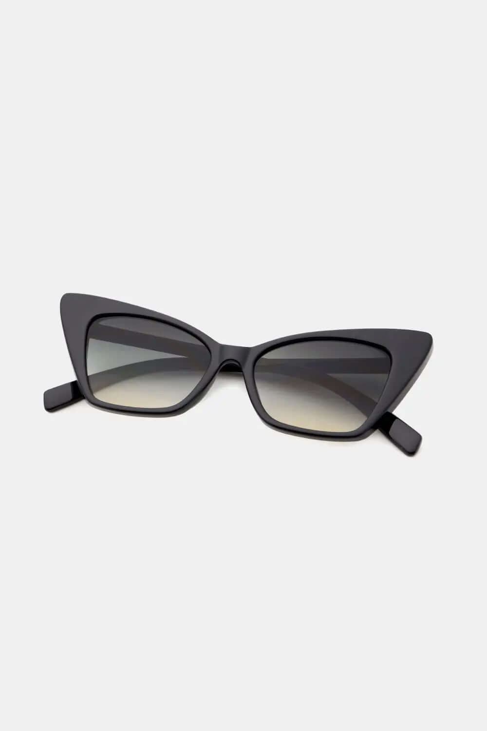 Acetate cat eye sunglasses featuring UV400 protection and a stylish cat eye design.